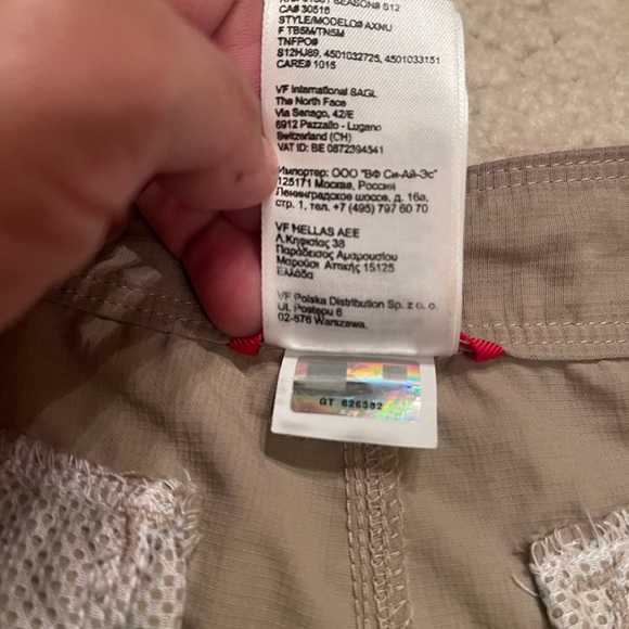 Women’s Taupe lightweight shorts by The North Face size 4 - Picture 4 of 12